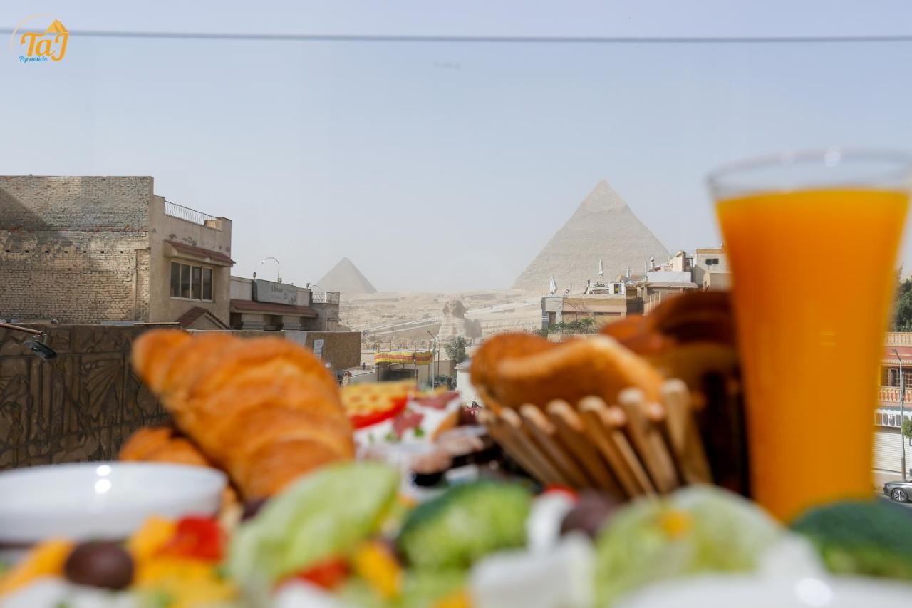 Taj Pyramids Hostel *