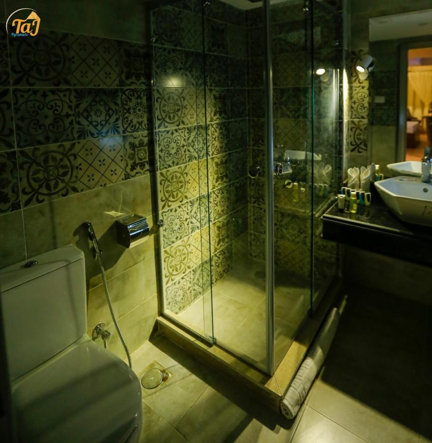 Hostel Taj Pyramids *