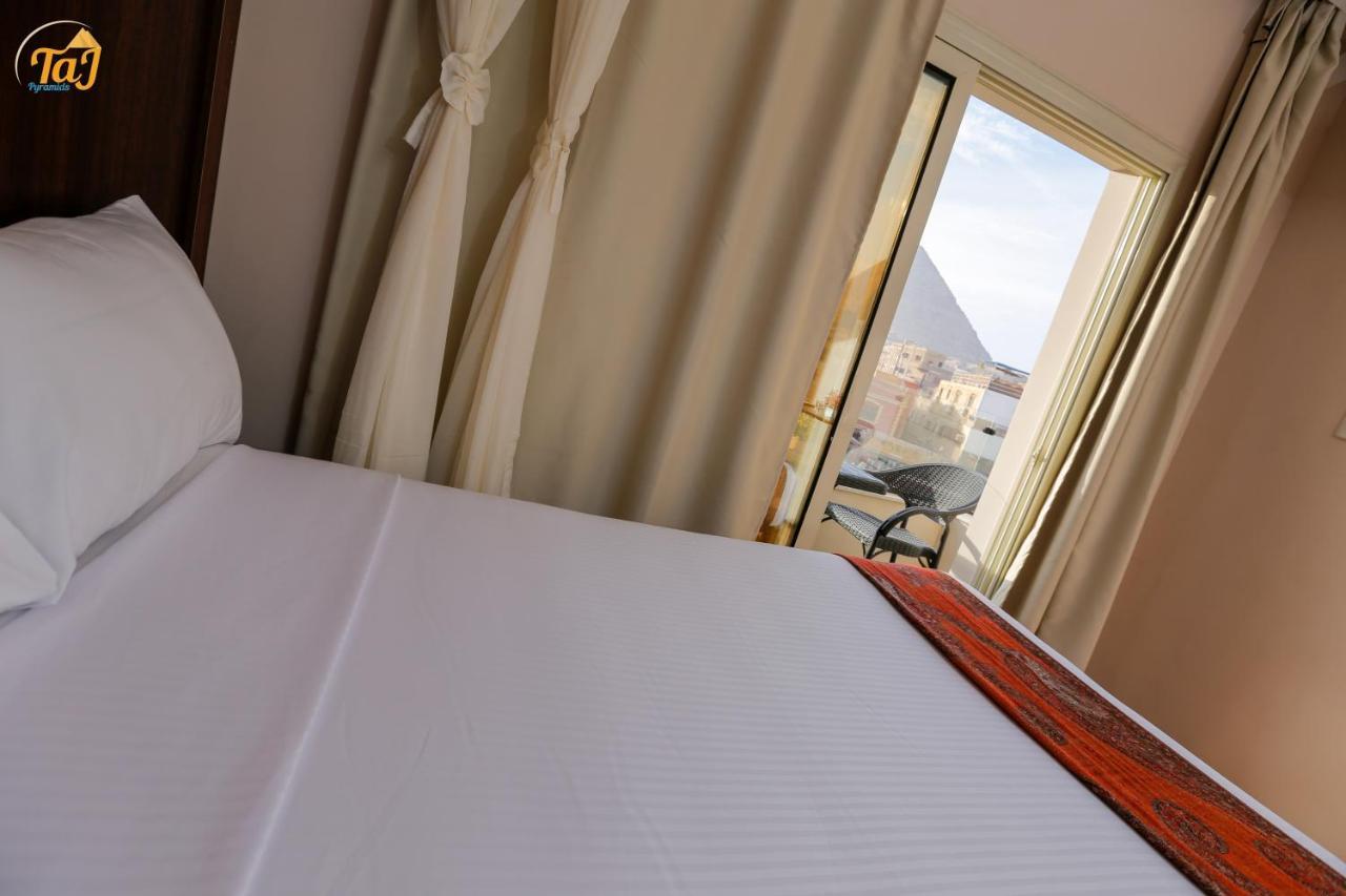 Taj Pyramids Hostel Cairo